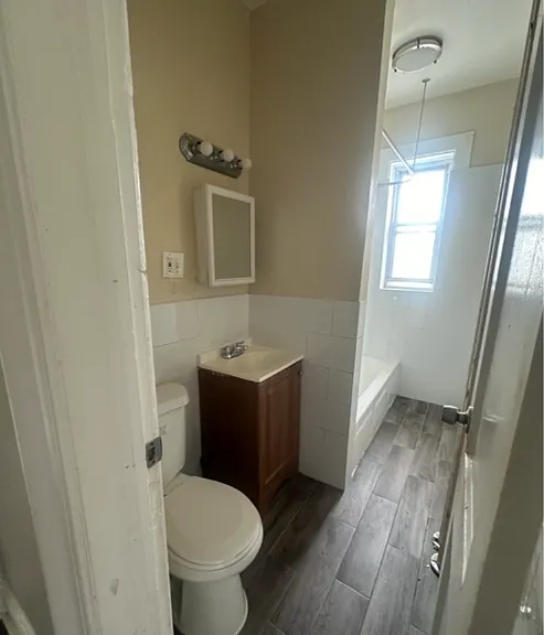 125-127 Corbin Ave #303C — Photo 7