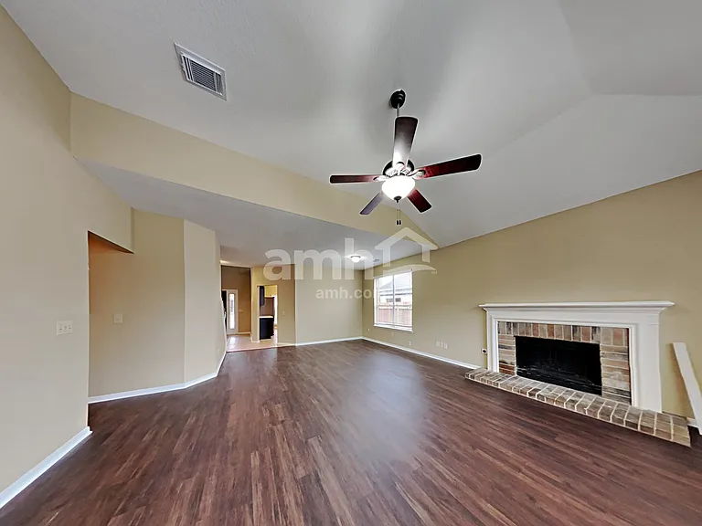2903 Linda Dr — Photo 6
