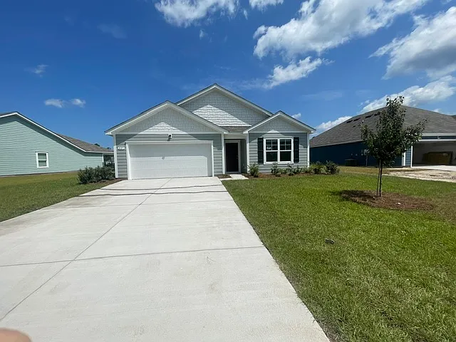 4 bed, 1774 sqft, $2,400 — Photo 1