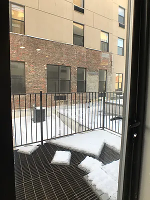 Rented by City Vista Inc | media 9