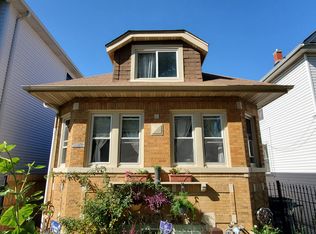 1840 N Springfield Ave, Chicago, IL 60647