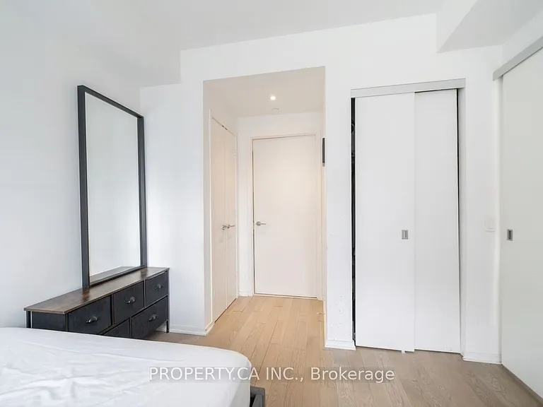 12 Bonnycastle St #422 — Photo 11