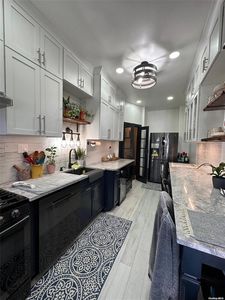 87-89 109th Street, Richmond Hill, NY, 11418