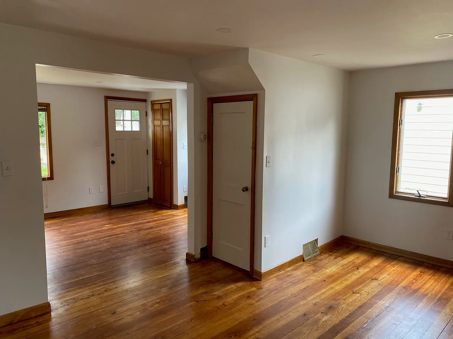 2 bed, 960 sqft, $2,750 — Photo 4