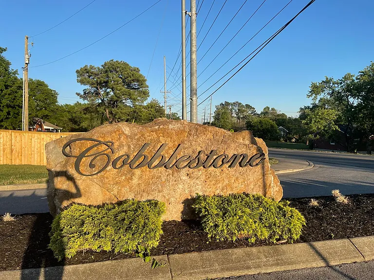 123 Cobblestone Place Dr — Photo 27