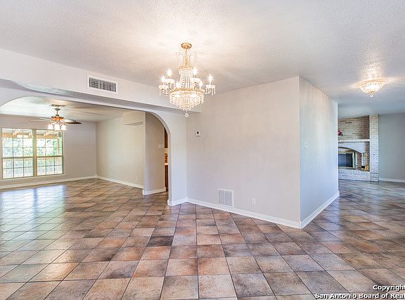 4th image of 15507 Big Trail Dr