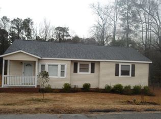 1902 Baker St, Rockingham, NC 28379