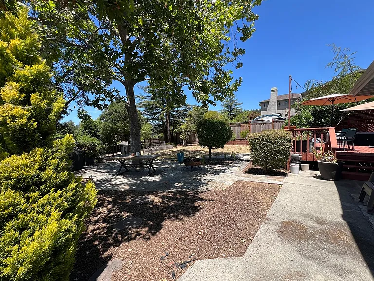 217 Sunset Ter — Photo 22