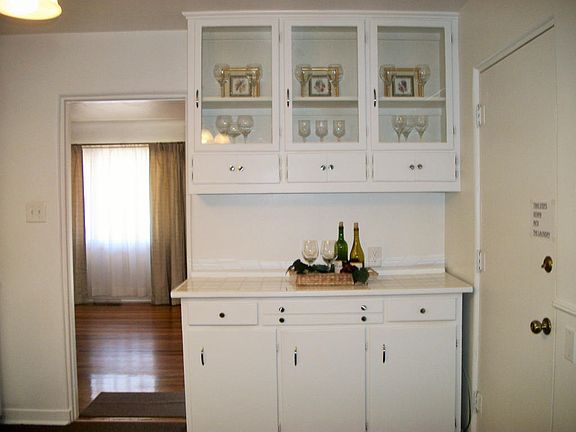 3rd image of 513 Cagua Dr SE