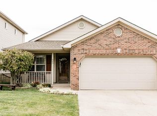 645 Hugging Bear Dr, Lexington, KY 40509