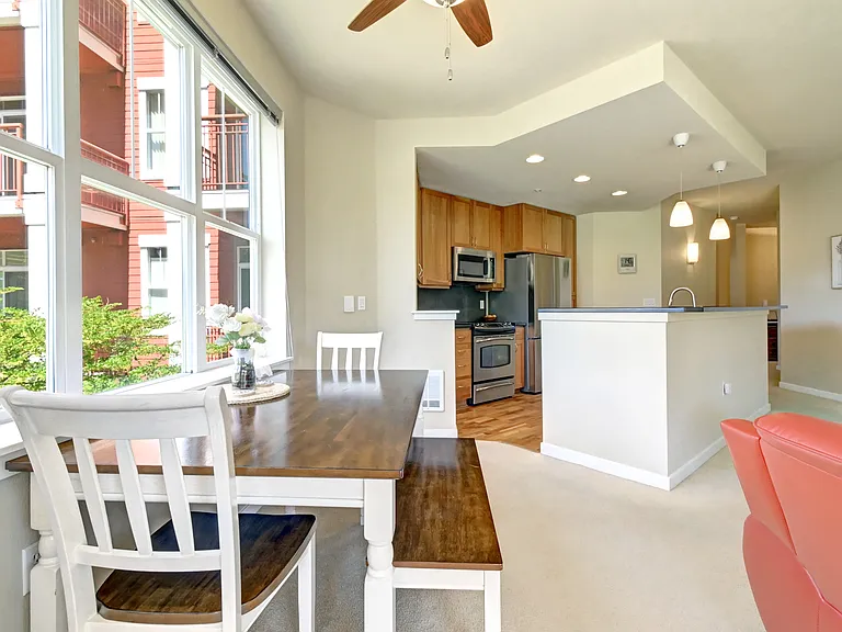 16141 Cleveland St #316 — Photo 7