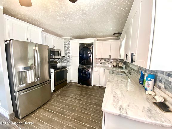 5th image of 608 Glengarry Dr