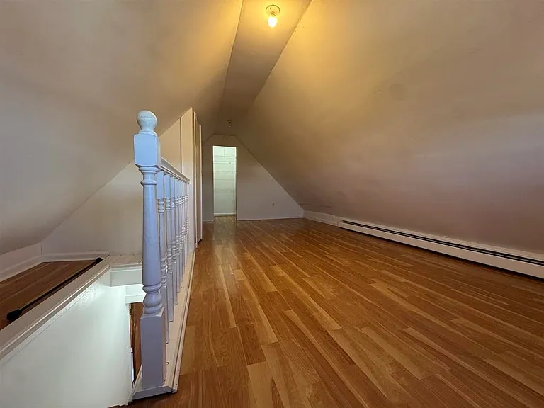 8906 Tonnelle Ave — Photo 16