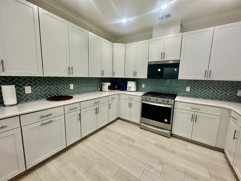 1553 Good Life Way — Photo 15