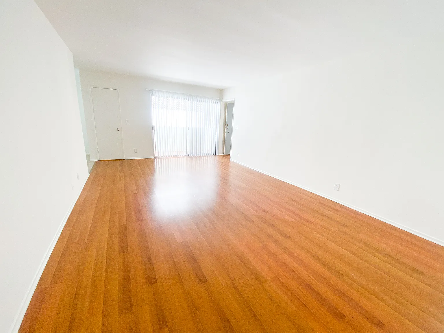 2 bed, 1500 sqft, $3,500 — Photo 4