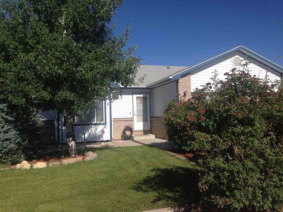 1st image of 519 S Mountain Oak Dr