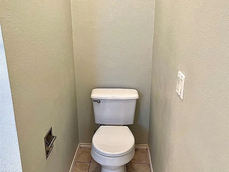2117 Kimra Ln — Photo 16
