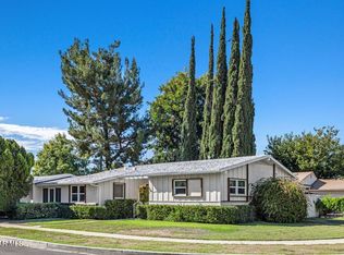 20202 Schoolcraft St, Winnetka, CA 91306