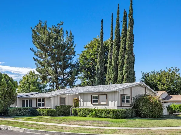 20202 Schoolcraft St, Winnetka, CA 91306