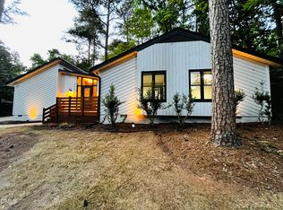 1122 Shadyside Dr, Raleigh, NC 27612