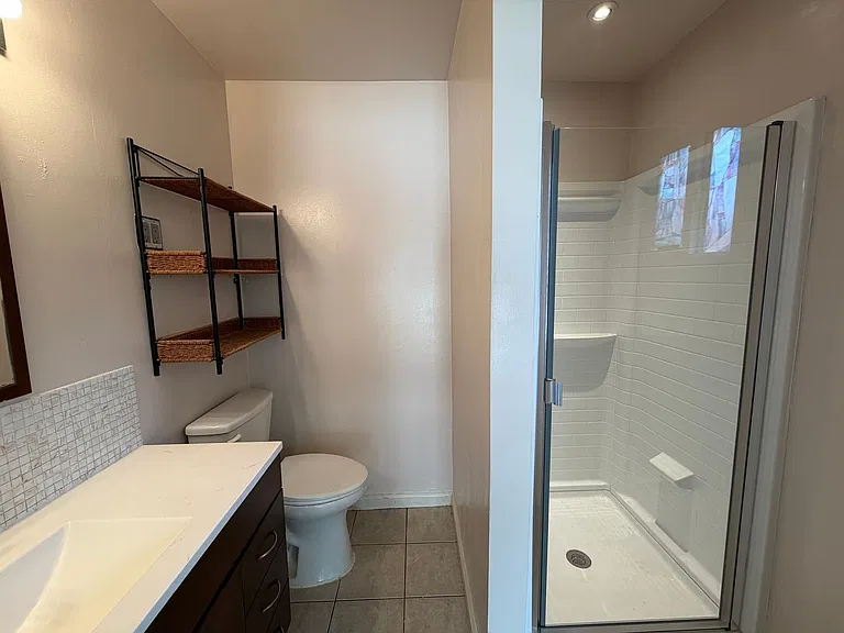 1011 Oleander Ave — Photo 9