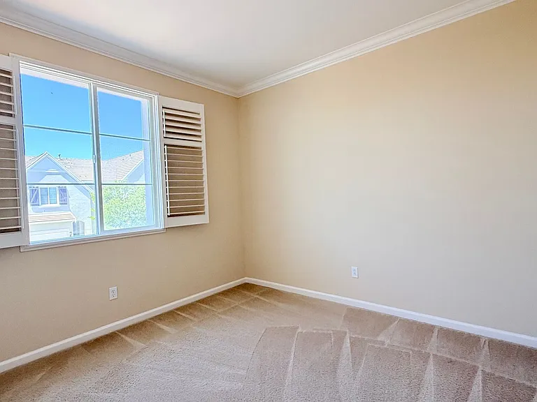 304 Karelian St — Photo 43