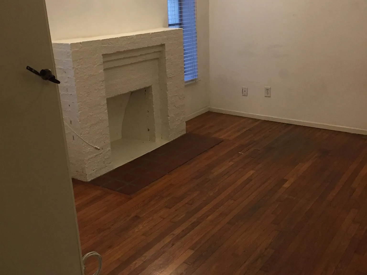 Studio, 500 sqft, $1,950 — Photo 2