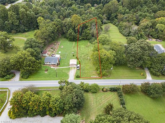 2nd image of 7607 Brisbane Dr