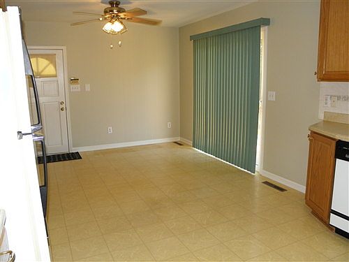 3rd image of 1272 Homestead Dr