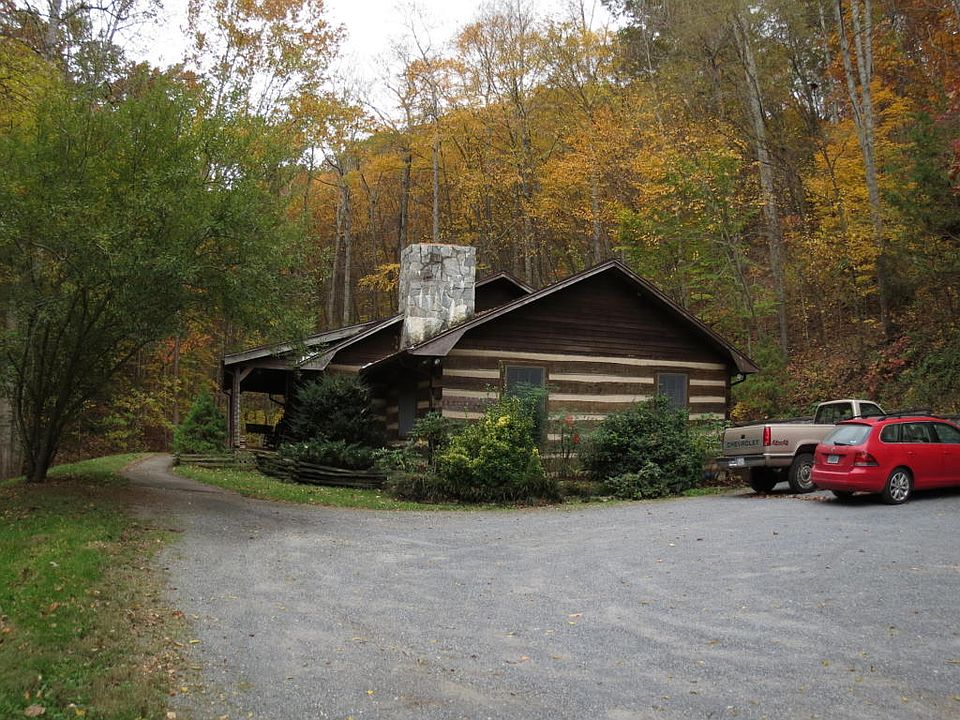 1st image of 51 Black Bridge Ln