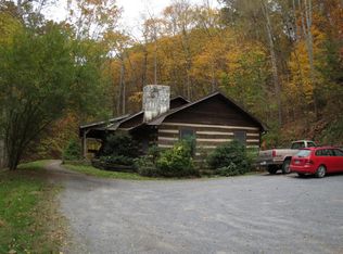 51 Black Bridge Ln, Natural Bridge Station, VA 24579