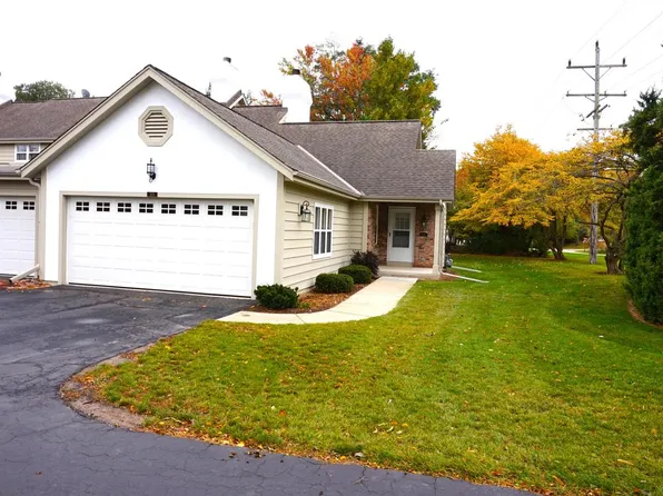 303 East Antoine DRIVE, Port Washington, WI 53074