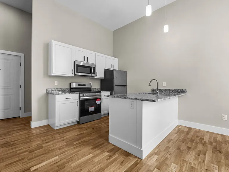 St. Agnes Apartments — Photo 2