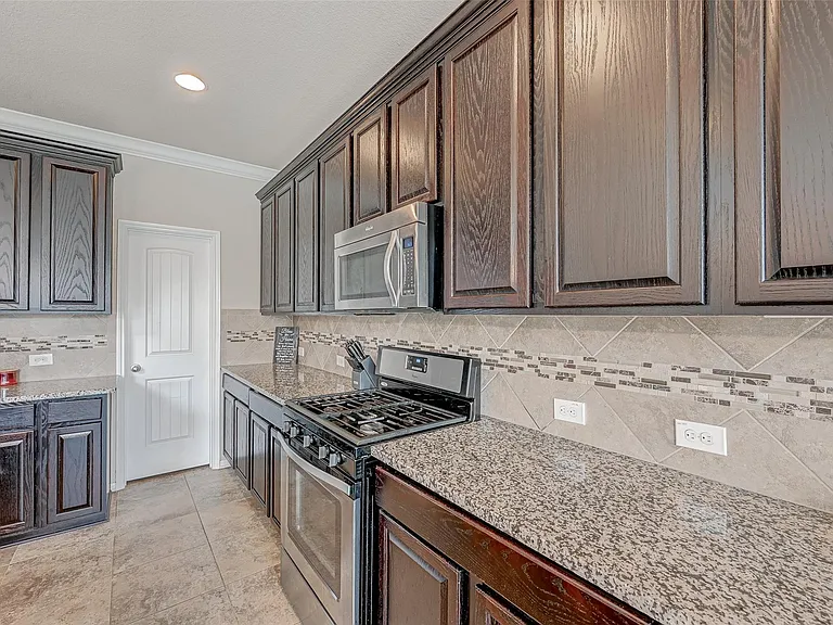 9526 Bonbrook Bend Ln — Photo 13