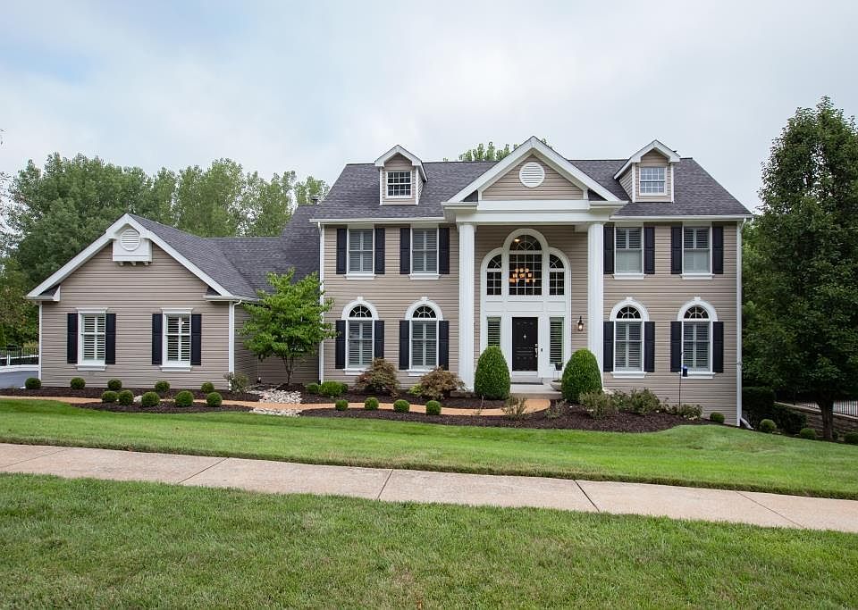 2nd image of 1623 Wildhorse Parkway Dr