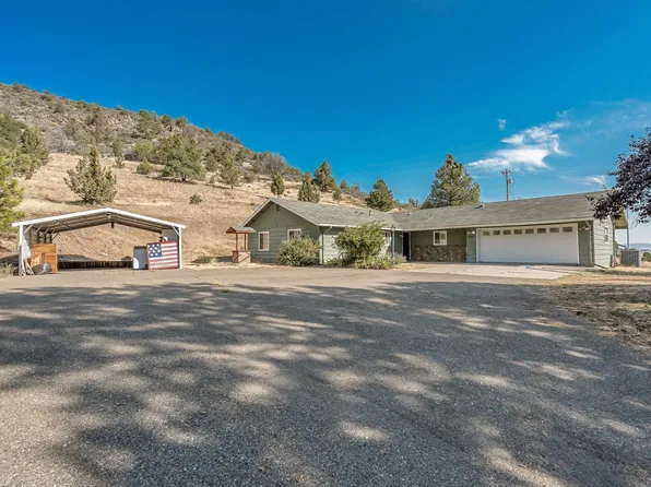 10001 Cram Gulch Rd, Yreka, CA 96097