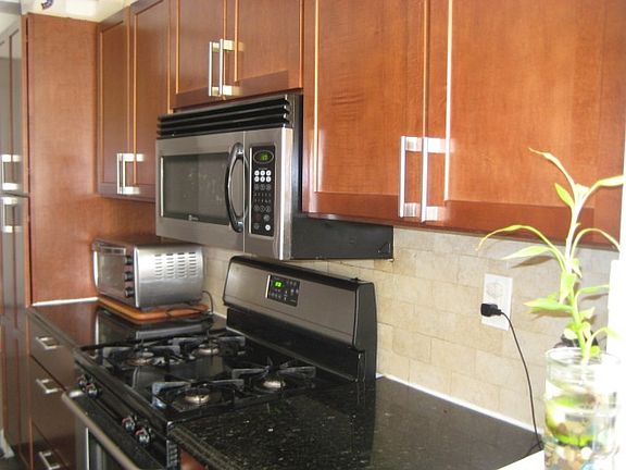 3rd image of 75-26 Bell Blvd APT 1C