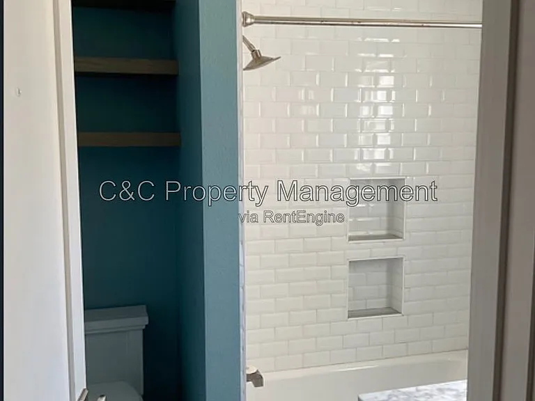 314 Arreba St — Photo 11