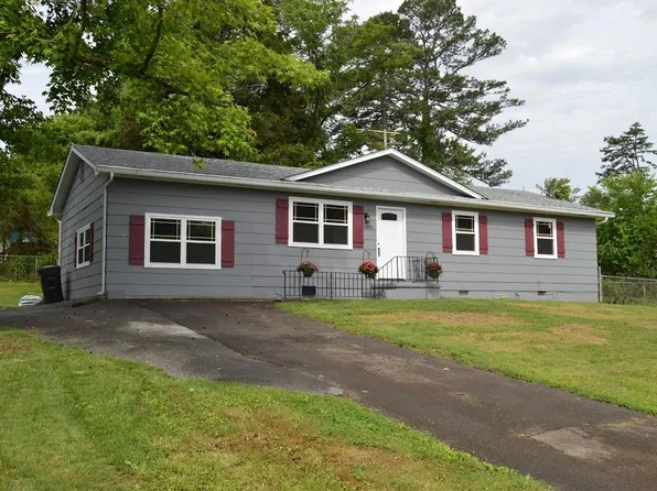 6201 Moore Rd, Knoxville, TN 37920