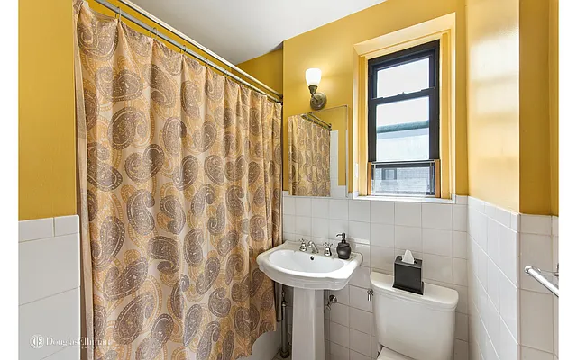 Rented by Douglas Elliman | media 4