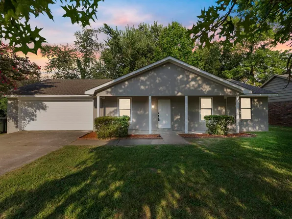 1510 Davis St, Conway, AR 72034
