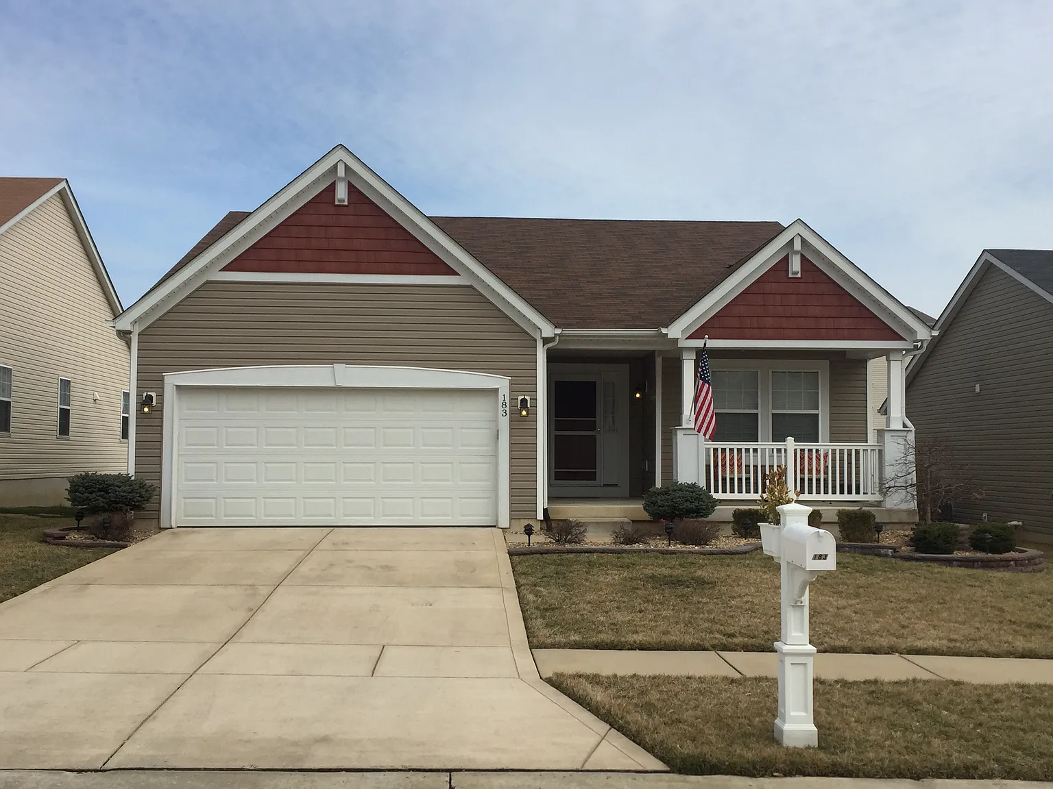 183 Fox Creek Dr photo 1