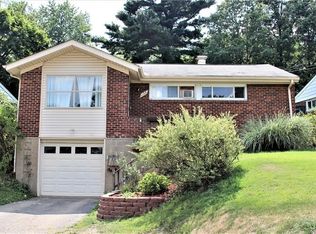 133 Windsor Dr, Pittsburgh, PA 15235