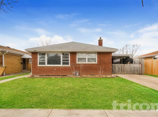 8512 Frontage Rd, Morton Grove, IL 60053