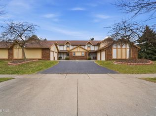 5662 Tibaron Ln #B, Toledo, OH 43615
