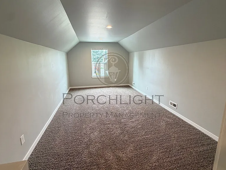 2102 Snowbush St — Photo 19