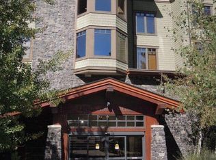 100 Canyon Blvd #3322, Mammoth Lakes, CA 93546