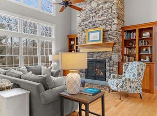 7 Crescent Hill Rd, East Sandwich, MA 02537