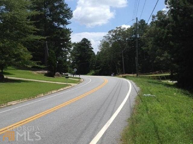 2nd image of 1661 Bennett Rd