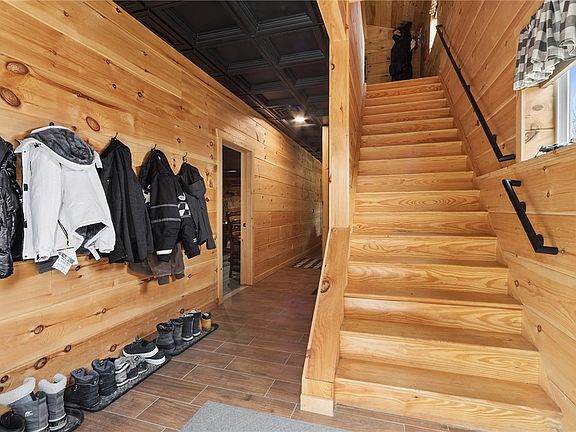 5th image of 380 Mallon Rd